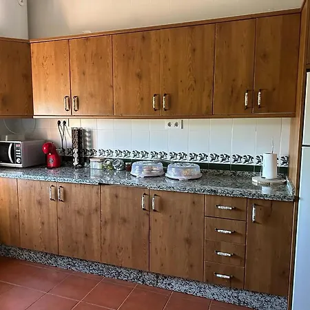 La Casa Barata, *