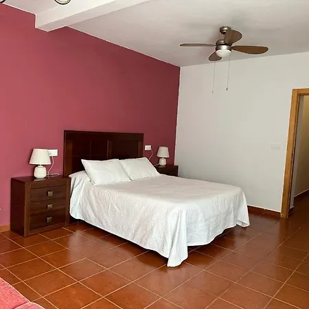 La Casa Barata, Εξοχικό σπίτι Cedillo