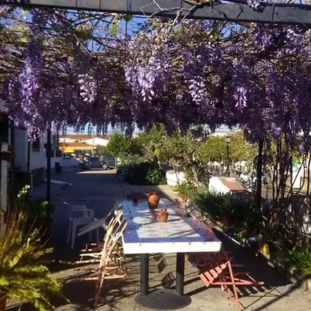 La Casa Barata, Casa rural *